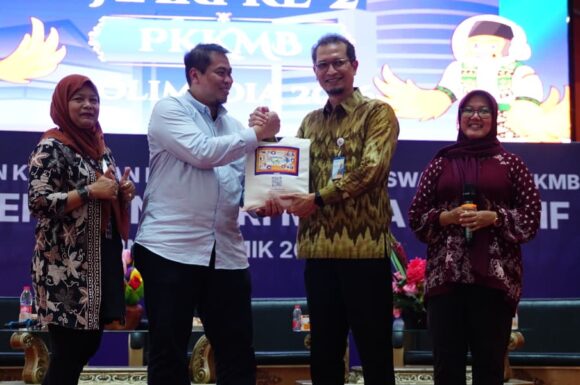 Direktur Belmawa Hadiri PKKMB Polimedia